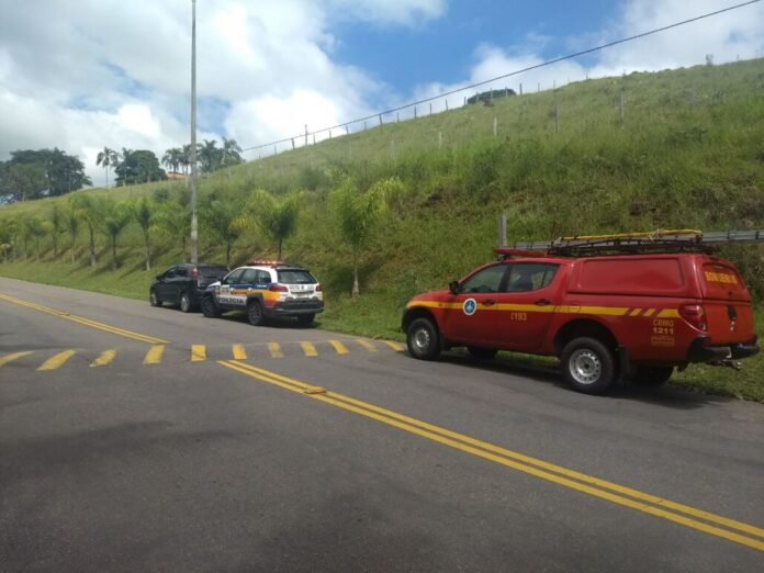 Bombeiros encontram corpo de mulher