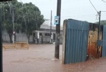 Chuva forte causa transtornos em Varginha e Três Pontas