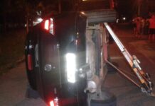 Homem passa mal e capota carro no bairro Imperial