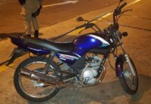 Polícia recupera moto e capacete roubados em Varginha