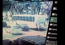 Pedestre é atropelada por ônibus no centro de Varginha Acidente