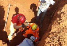 Homem fica soterrado em obra em Pouso Alegre Bombeiros