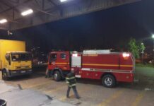 Bombeiros combatem início de incêndio no centro de triagem dos Correios Incêndio Correios