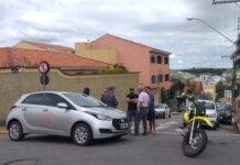Mãe e filho ficam feridos em acidente na manhã deste sábado, em Varginha Acidente