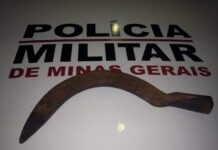 Polícia prende homem que invadiu igreja com uma foice Arma