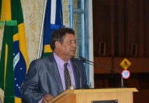 Câmara de Varginha empossa vereador suplente Carlinho da Padaria vereador carlnho da padaria