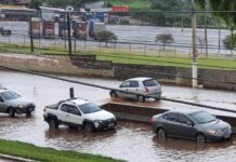 Chuva forte em Varginha deixa alagada a avenida Princesa do Sul Alagamento avenida Princesa do Sul