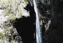 Turista é resgatada após cair em cachoeira em São Thomé das Letras Cachoeira Garganta do Diabo - São Thome das Letras