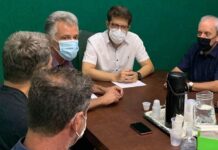 Vérdi fala sobre modernização da Área Azul e Iluminação de Natal em reunião com a ACIV Prefeito Vérdi em reunião com a ACIV Varginha