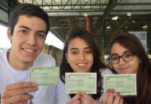 Jovens de 16 a 18 anos tem até 8 de maio para tirar 1º título de eleitor Eleições 2022