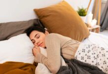 Já pensou em ser pago para dormir? A vaga de emprego é verdadeira, confira aqui Especialista em dormir