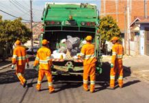 Prefeitura de Varginha alerta para mudança na coleta de lixo na Sexta-feira da Paixão Coletores de lixo