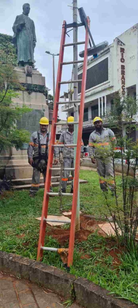 Manutenção Avenida Rio Branco após roubo de fios