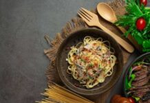 Além do molho bolonhesa: confira três receitas deliciosas de espaguete Espaguete