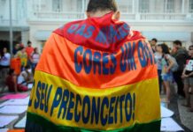 LGBTfobia que chegou nas caravelas se enraizou com a colonização LGBTfobia