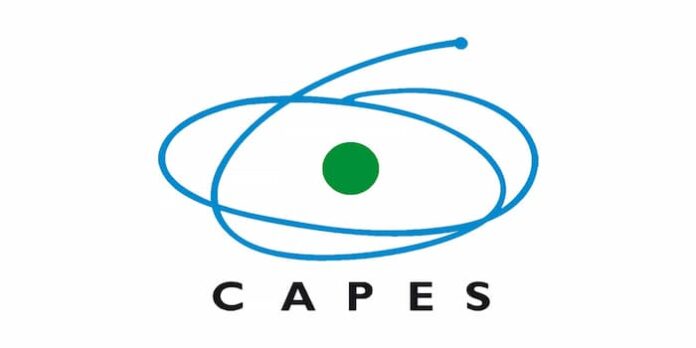 capes