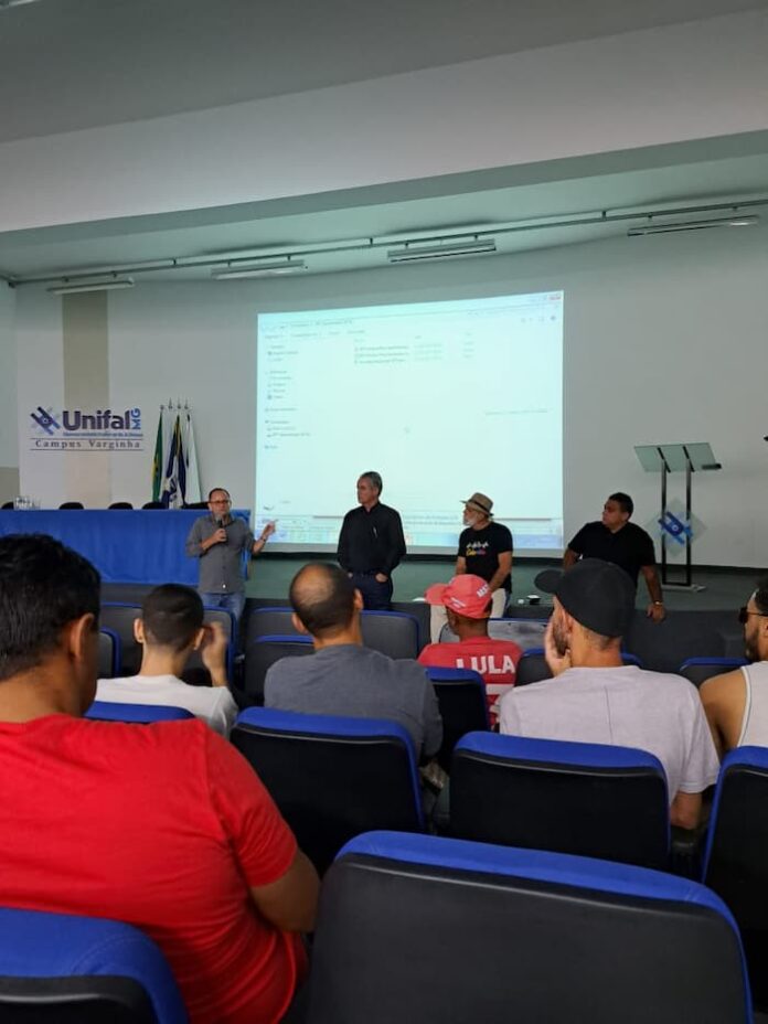 Reunião Unifal-MG Varginha discute Programa Tarifa Zero Transporte Público Reunião Unifal-MG Varginha discute Programa Tarifa Zero Transporte Público