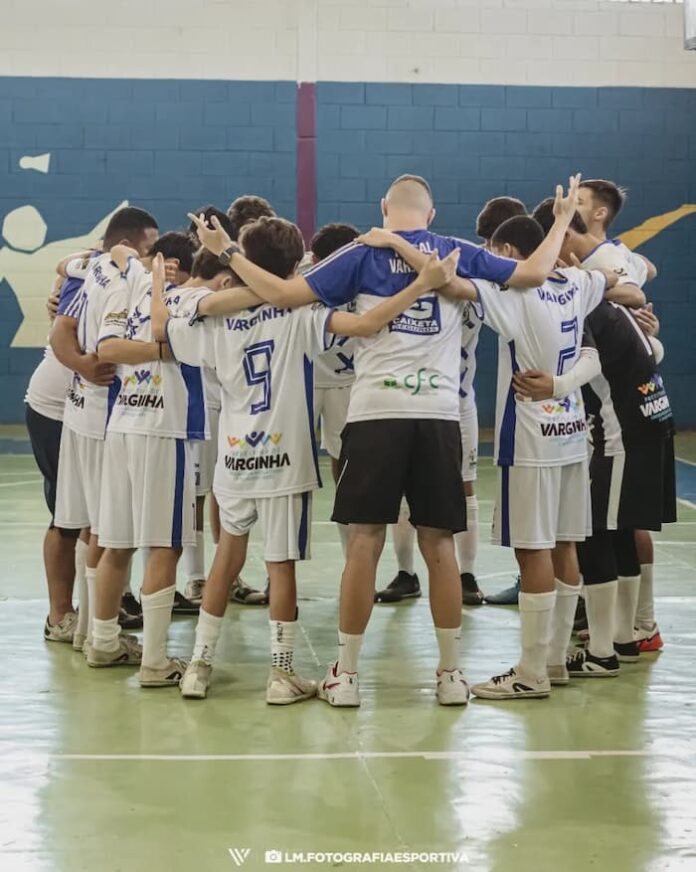 Equipe de Futsal sub-15 da Prefeitura de Varginha disputa final nesse sábado Equipe de Futsal sub-15 da Prefeitura de Varginha disputa final nesse sábado