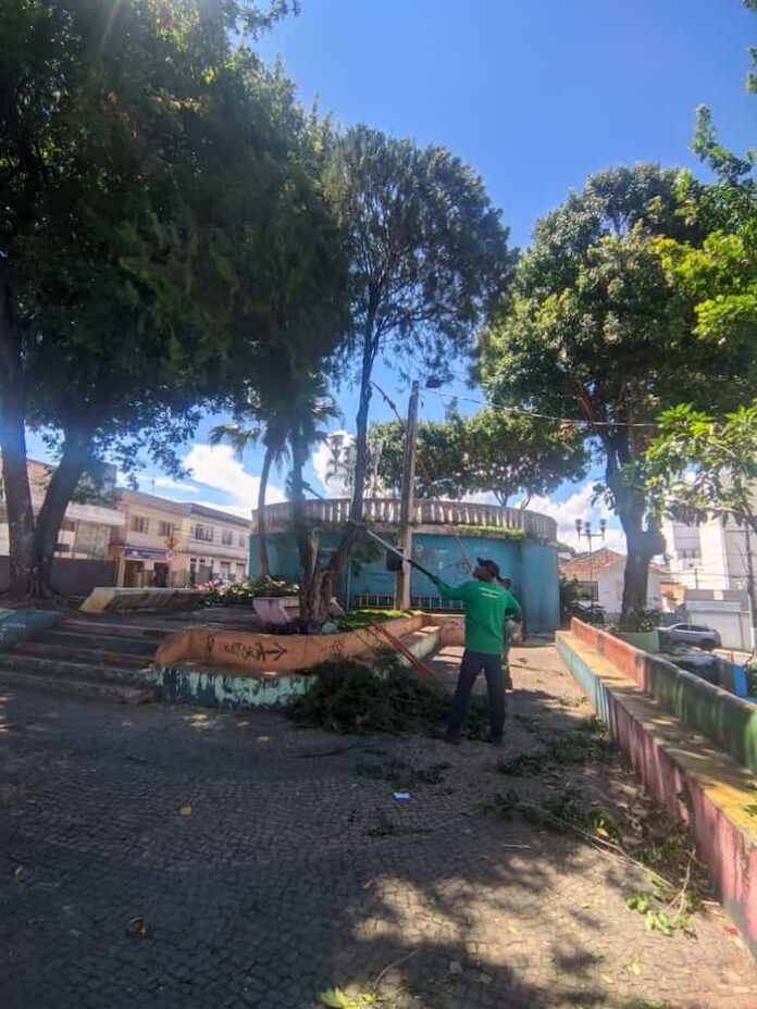 Praça Joao Pessoa Varginha recebe melhorias