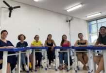 Centro de Informações sobre Medicamentos da UNIFAL-MG passa a integrar Programa Nacional de Saúde do SUS Foto da primeira reunião de 2024 da equipe do CIM