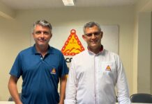Cocatrel anuncia Presidente e Vice-Presidente para o triênio 2024/2027 Legenda: Na foto, o vice-presidente Luiz Eduardo Vilela de Rezende (à esquerda) e o presidente Jacques Fagundes Miari (à direita)