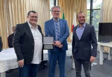 Receita Federal faz homenagem a projetos que transformam TV BOX apreendidos