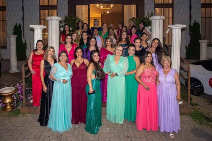 mulheres em cena mulheres em cena 2024