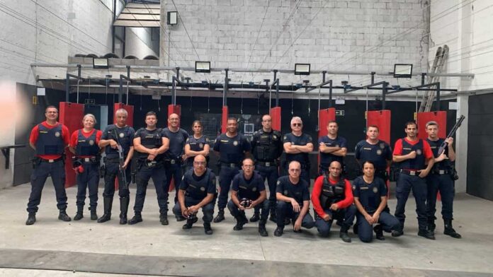 Guarda Civil Municipal de Varginha inicia novo ciclo anual de treinamento para porte e manuseio de arma de fogo.