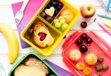 O que colocar na lancheira? Nutricionista dá dicas para alimentação infantil saudável Nutricionista dá dicas de alimentação infantil saudável, veja as melhores opções para colocar na lancheira no retorno às aulas.