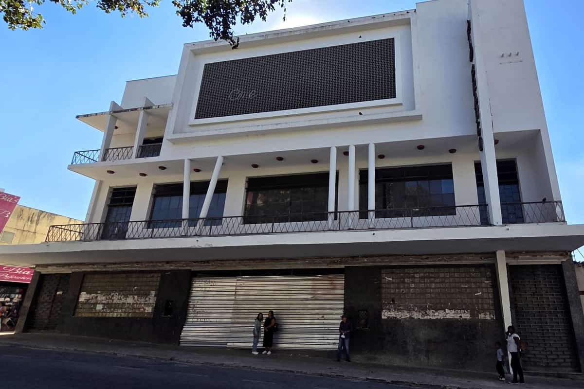 Cine Rio Branco, inaugurado em 1956, integra o patrimônio histórico de Varginha. Foto: Beto Menali