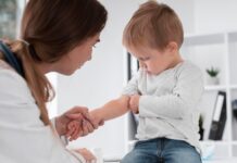 O perigo mora em casa: como evitar acidentes domésticos com crianças nas férias Pediatra da Hapvida NotreDame Intermédica orienta transformar a casa em um ambiente seguro e sem acidentes domésticos com as crianças durante as férias escolares.