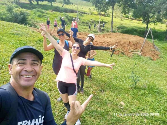 grupo-e-caminhada-bem-estar-varginha O Grupo de caminhada "Bem Estar" convida a todos para a Caminhada Fevereiro Roxo e Laranja, que será realizado neste sábado, às 6h30, em Varginha.