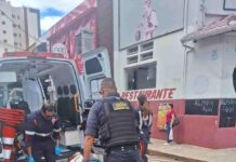 Atropelamento de idosa no centro, violência com criança e formatura, veja as ocorrências da Guarda Municipal de Varginha Guarda Municipal de Varginha socorre idosa atropelada no centro de Varginha.