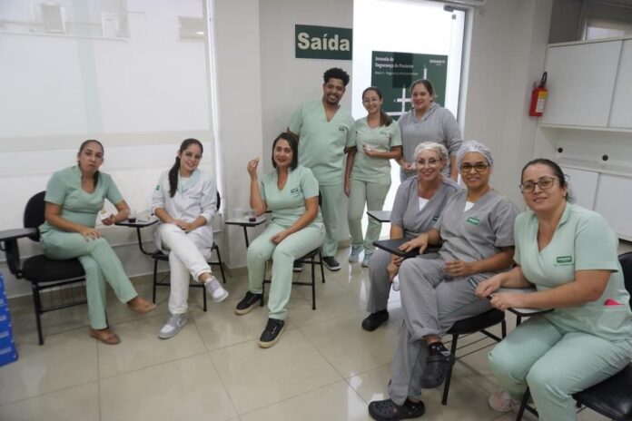 enfermagem-unimed Programação da Unimed Varginha contou com encontros especiais e sorteio de brindes para os profissionais da área de Enfermagem.