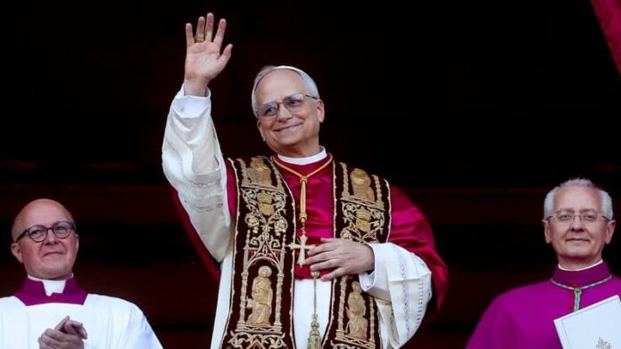 Cerimônia marca início do pontificado do recém-eleito líder católico, o Papa Leão XIV.