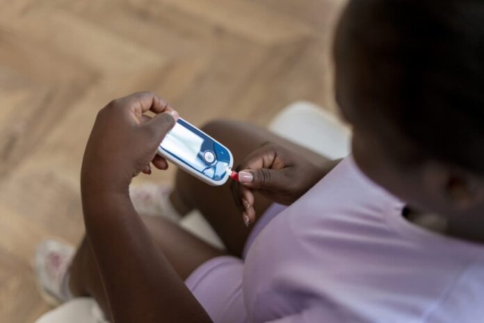 diabetes-mellitus Tecnologias Móveis em Saúde: uma estratégia inovadora para a promoção do autocuidado de pessoas com diabetes mellitus no contexto haitiano