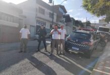 Drones são usados no bairro Canaã para identificar focos do mosquito da dengue em Varginha Drones são usados no bairro Canaã para identificar focos do mosquito da dengue em Varginha