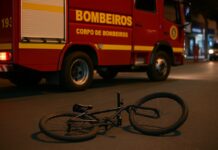 Adolescente morre atropelado após pegar “rabeira” em caminhão em Varginha Adolescente morre atropelado após pegar “rabeira” em caminhão em Varginha