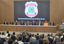Varginha recebe novo delegado da Polícia Federal em solenidade oficial Varginha recebe novo delegado da Polícia Federal em solenidade oficial