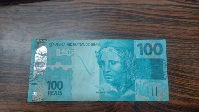 nota falsa nota falsa