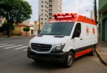 Ocorrência de atropelamento deixa cinco feridos no bairro Sion ambulância