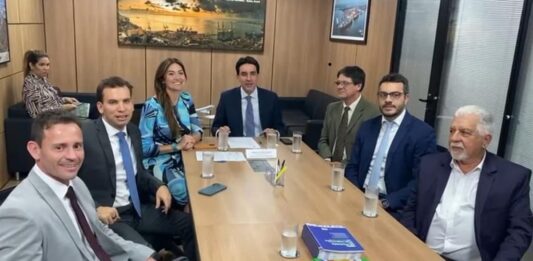 Prefeito Leonardo Ciacci e vereadores se reúnem com o Ministro de Portos e Aeroportos