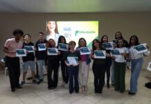 Cemig leva conhecimento financeiro a jovens de Varginha em ação voluntária Cemig leva conhecimento financeiro a jovens de Varginha em ação voluntária