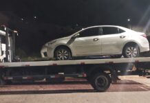 Guarda Municipal remove veículo irregular conduzido por motorista sem CNH Guarda Civil de Varginha remove veículo irregular conduzido por motorista sem CNH
