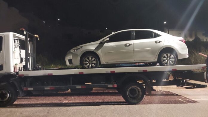 Guarda Civil de Varginha remove veículo irregular conduzido por motorista sem CNH
