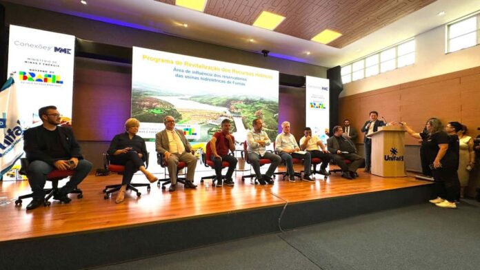 Governo Federal anuncia R$ 268 milhões para obras de saneamento e recuperação ambiental no entorno do Lago de Furnas Governo Federal anuncia R$ 268 milhões para obras de saneamento e recuperação ambiental no entorno do Lago de Furnas