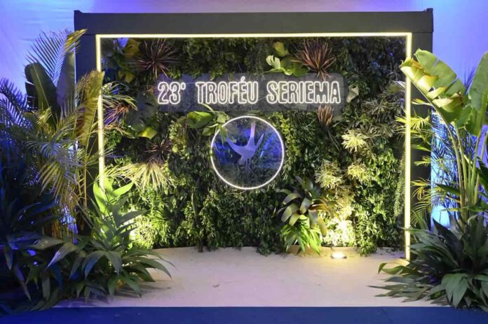 trofeuseriema Programa Pró-Mananciais da Copasa vence Troféu Seriema, o “Oscar da Sustentabilidade”