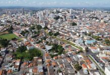 Turismo de Varginha incentiva empresários a se cadastrarem no Cadastur para fortalecer o setor Varginha cidade vista do alto