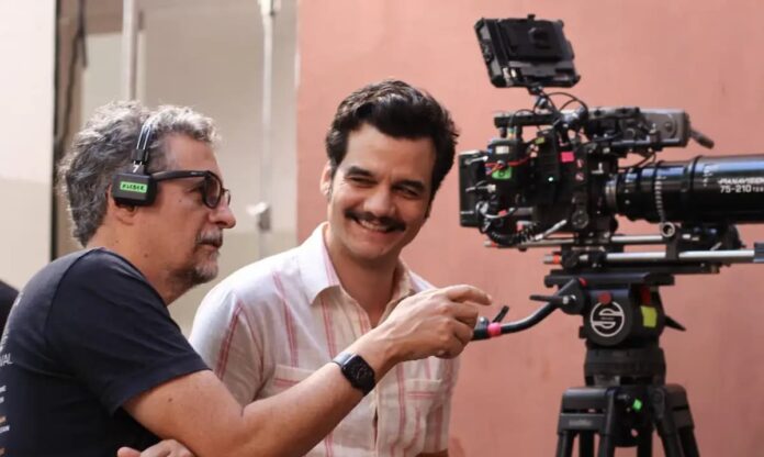 o-agente-secreto-oscar Wagner Moura e Câmera no set de filmagem em O Agente Secreto, filme recebeu 4 indicações ao Oscar 2026
