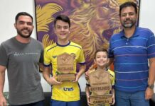 Colégio Alpha celebra o desempenho de atletas no Tênis de Mesa